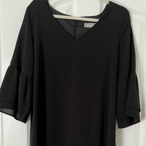 BLACK RUFFLE SLEEVE DRESS - Picture 2 of 6
